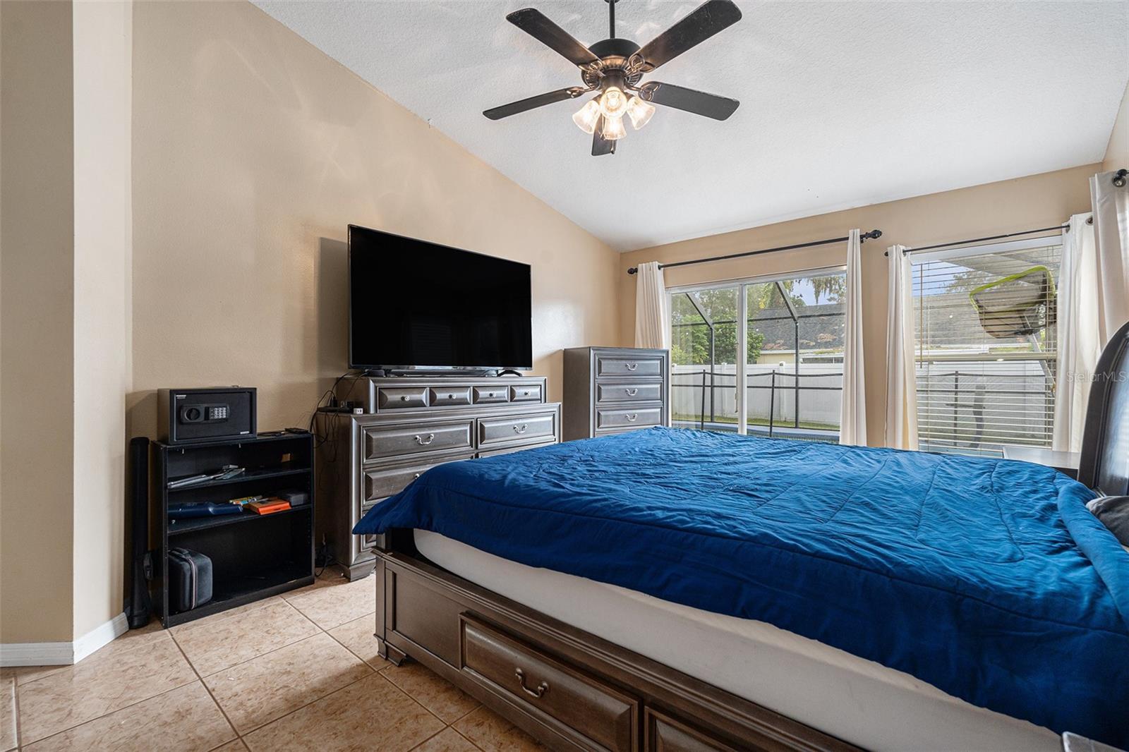 OAKDALE RIVERVIEW ESTATES UN 3 - Residential