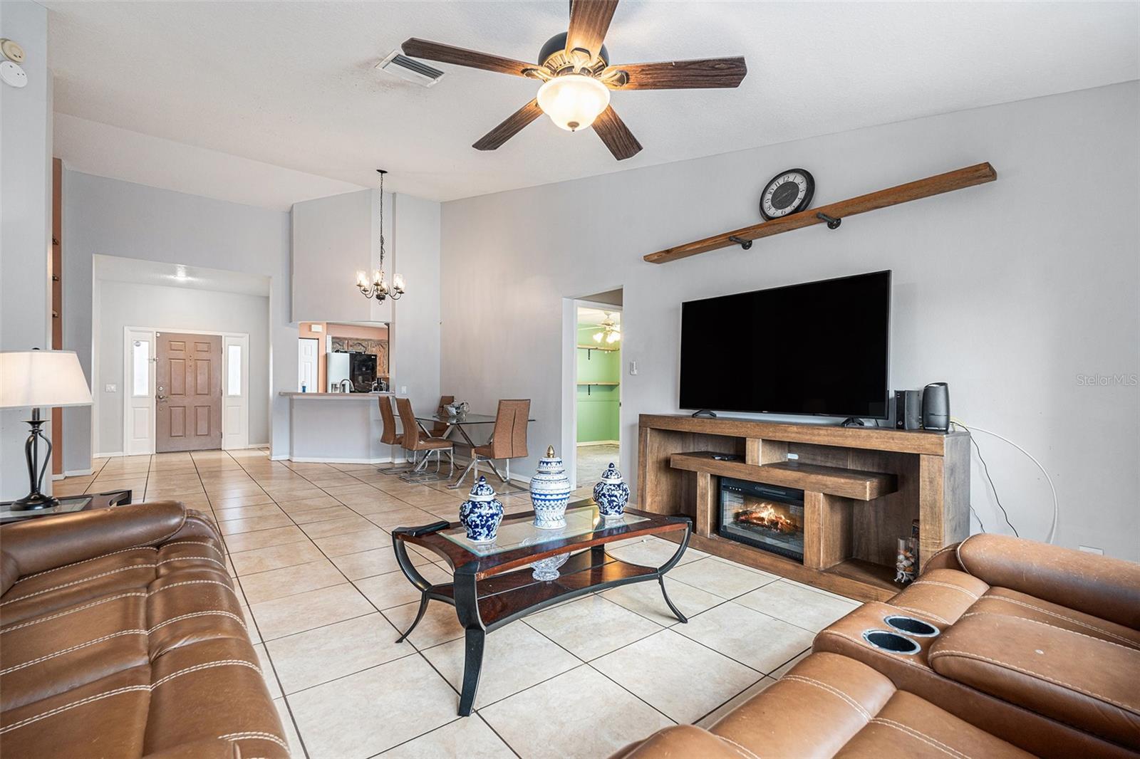 OAKDALE RIVERVIEW ESTATES UN 3 - Residential