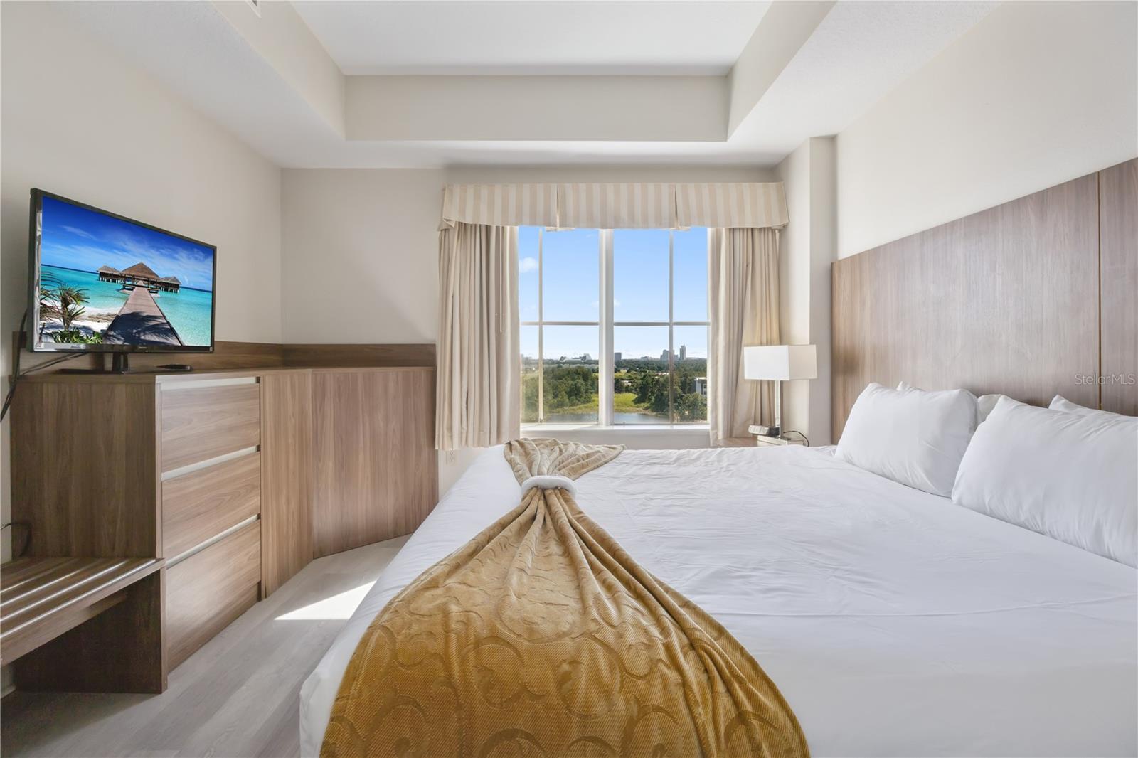 POINT ORLANDO RESIDENCE CONDO - Residential