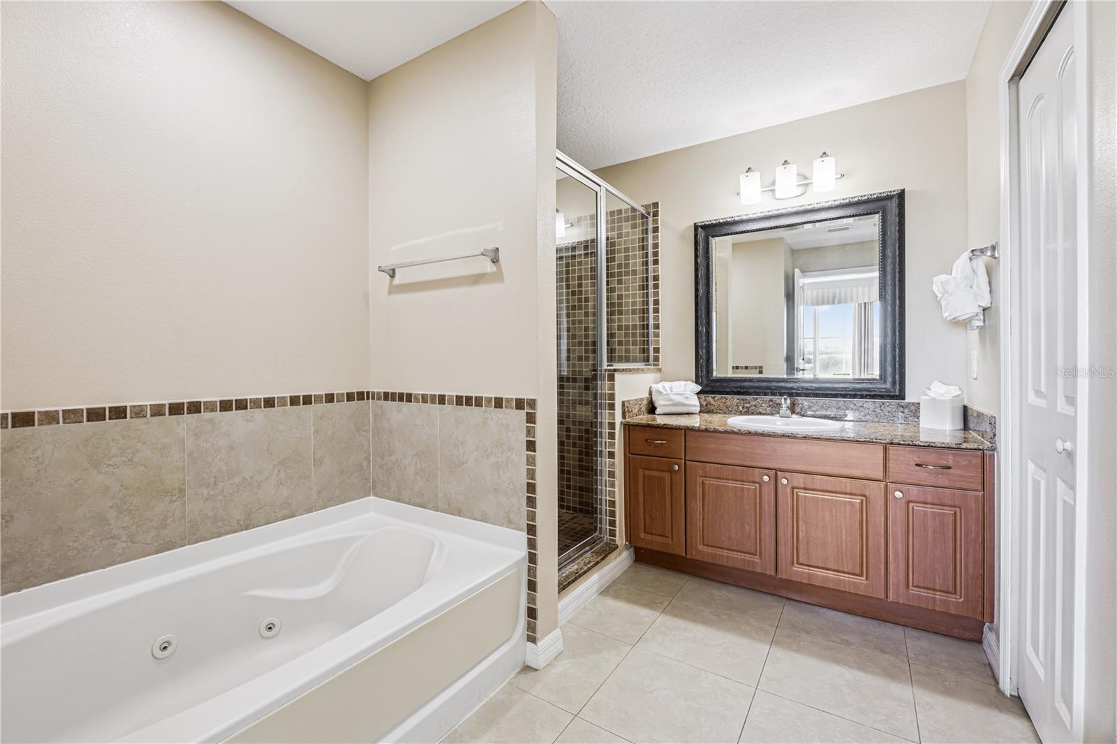 POINT ORLANDO RESIDENCE CONDO - Residential