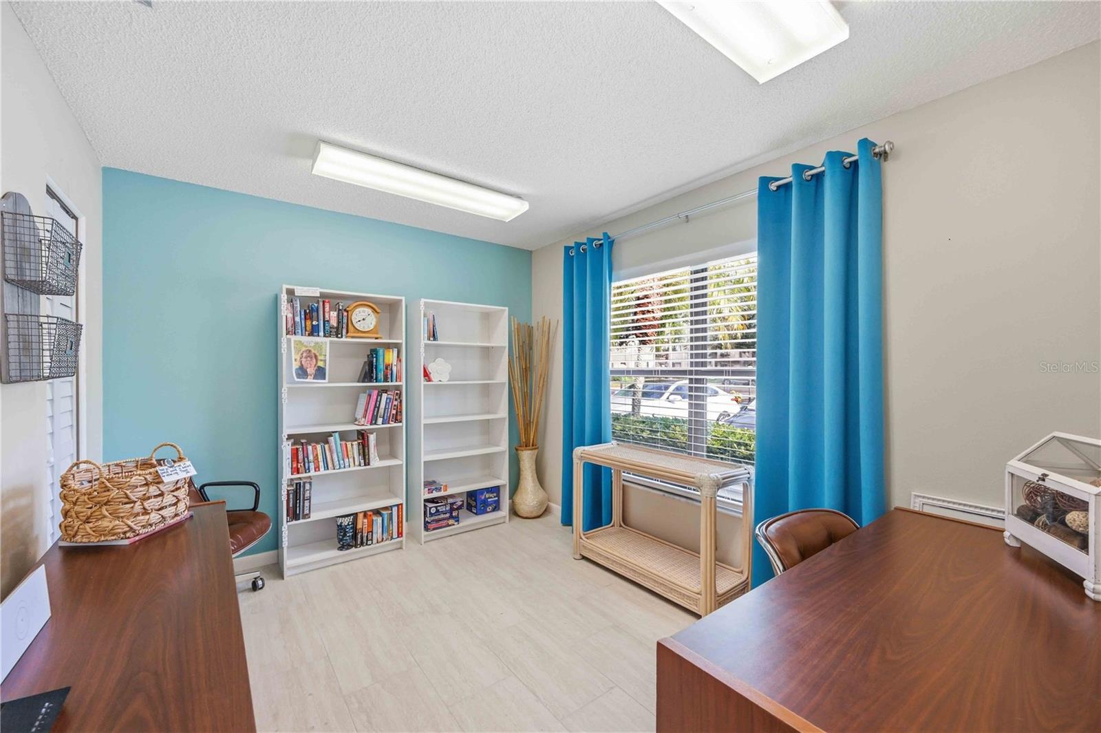 EAGLE CREEK IV - Residential