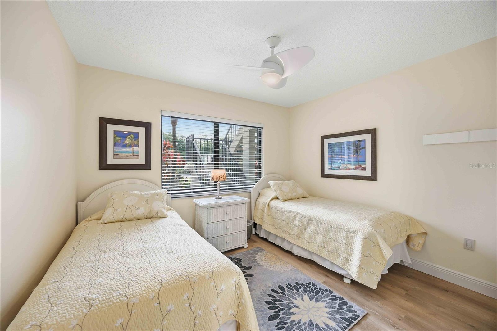 EAGLE CREEK IV - Residential