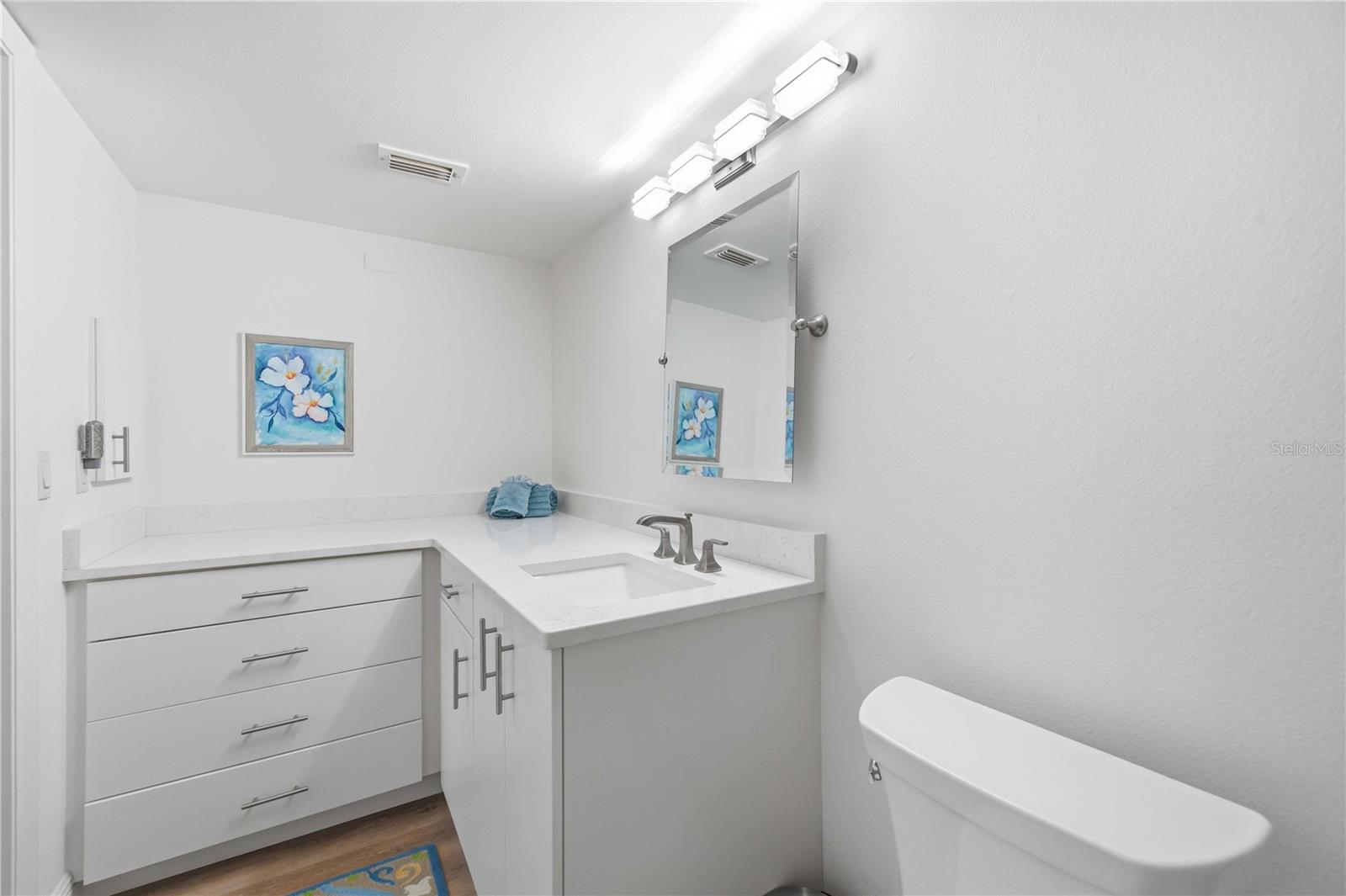 EAGLE CREEK IV - Residential