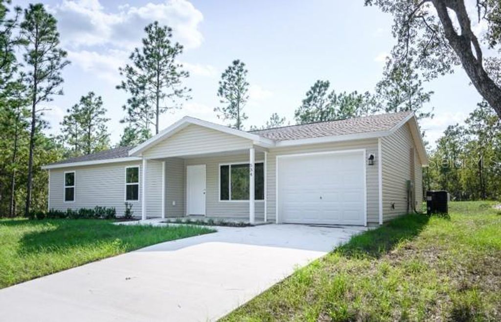 Photo of 715 NE 130th Court, Silver Springs, FL 34488 (MLS # O6416283)