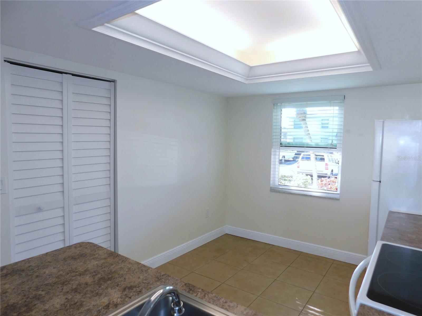 MEADOWS CONDO AT EAST LAKE WOODLANDS - Residential Lease