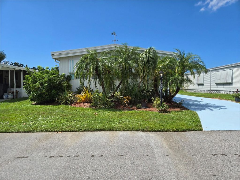 Photo of 6710 36th Avenue E #37, Palmetto, FL 34221 (MLS # A4665377)