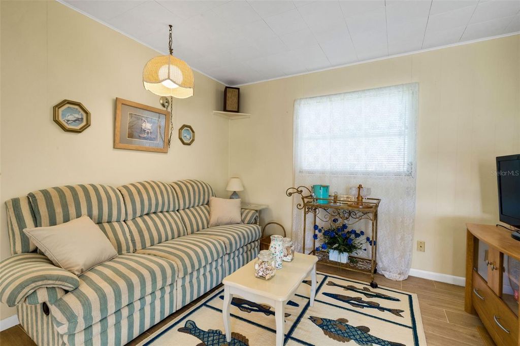 Photo of 2354 Lakeview Drive, Haines City, FL 33844 (MLS # L4958908)