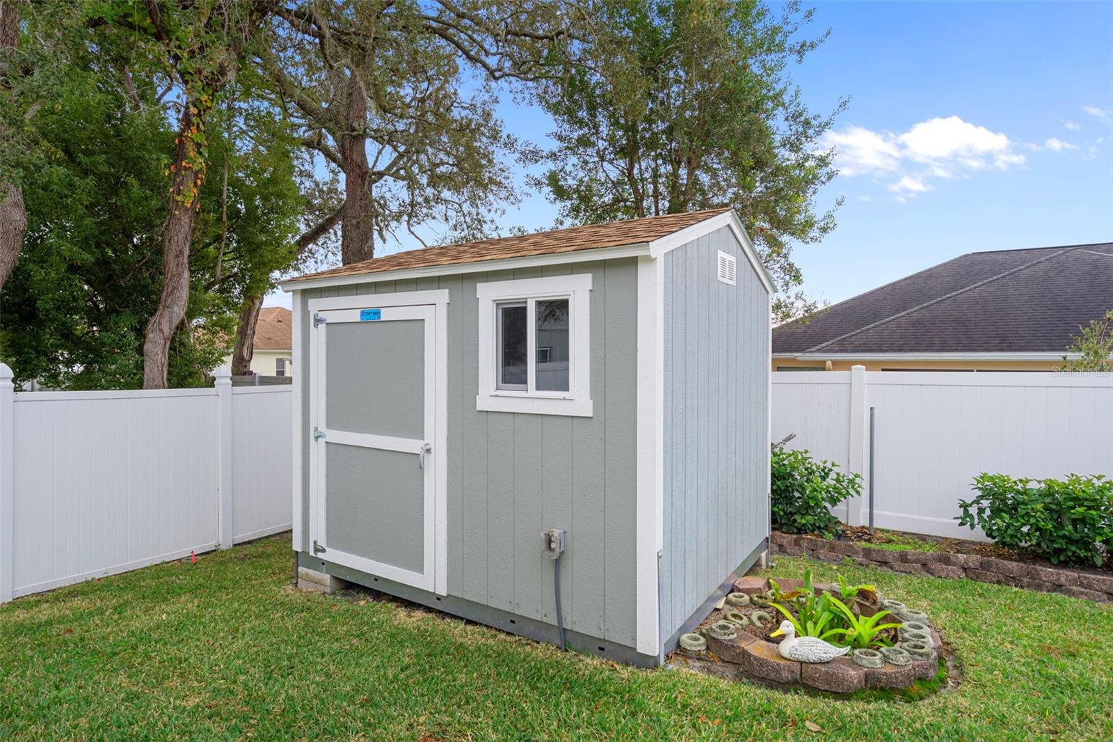 BERKELEY MANOR - Residential