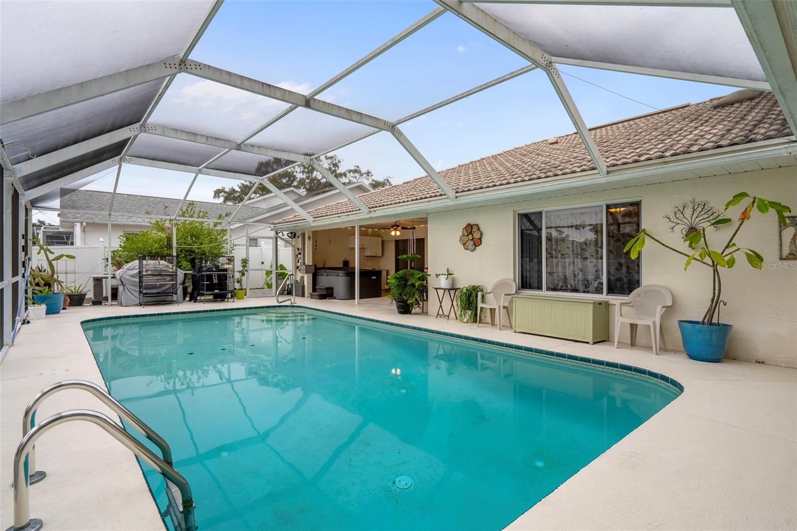 BERKELEY MANOR - Residential