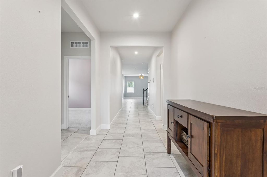 Photo of 297 Siesta Vista Court, Davenport, FL 33896 (MLS # O6366301)