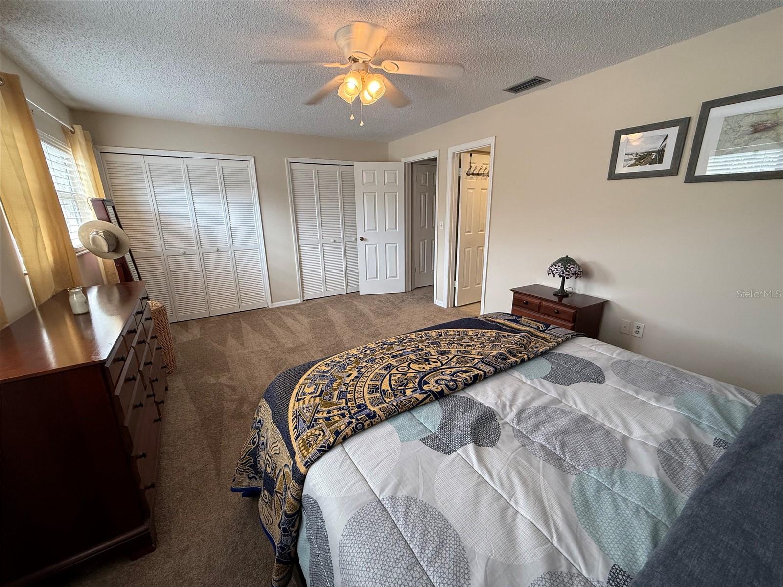 PARK LAKE GROVE CONDO PH D - Residential