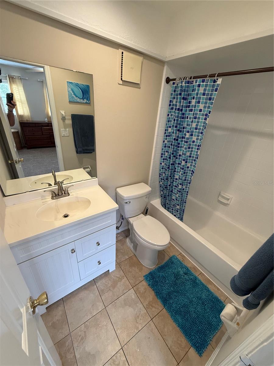 PARK LAKE GROVE CONDO PH D - Residential