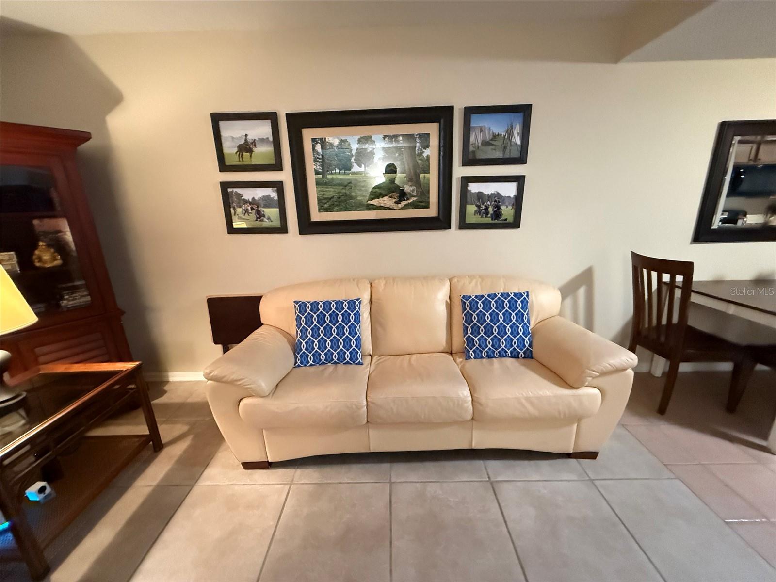 PARK LAKE GROVE CONDO PH D - Residential