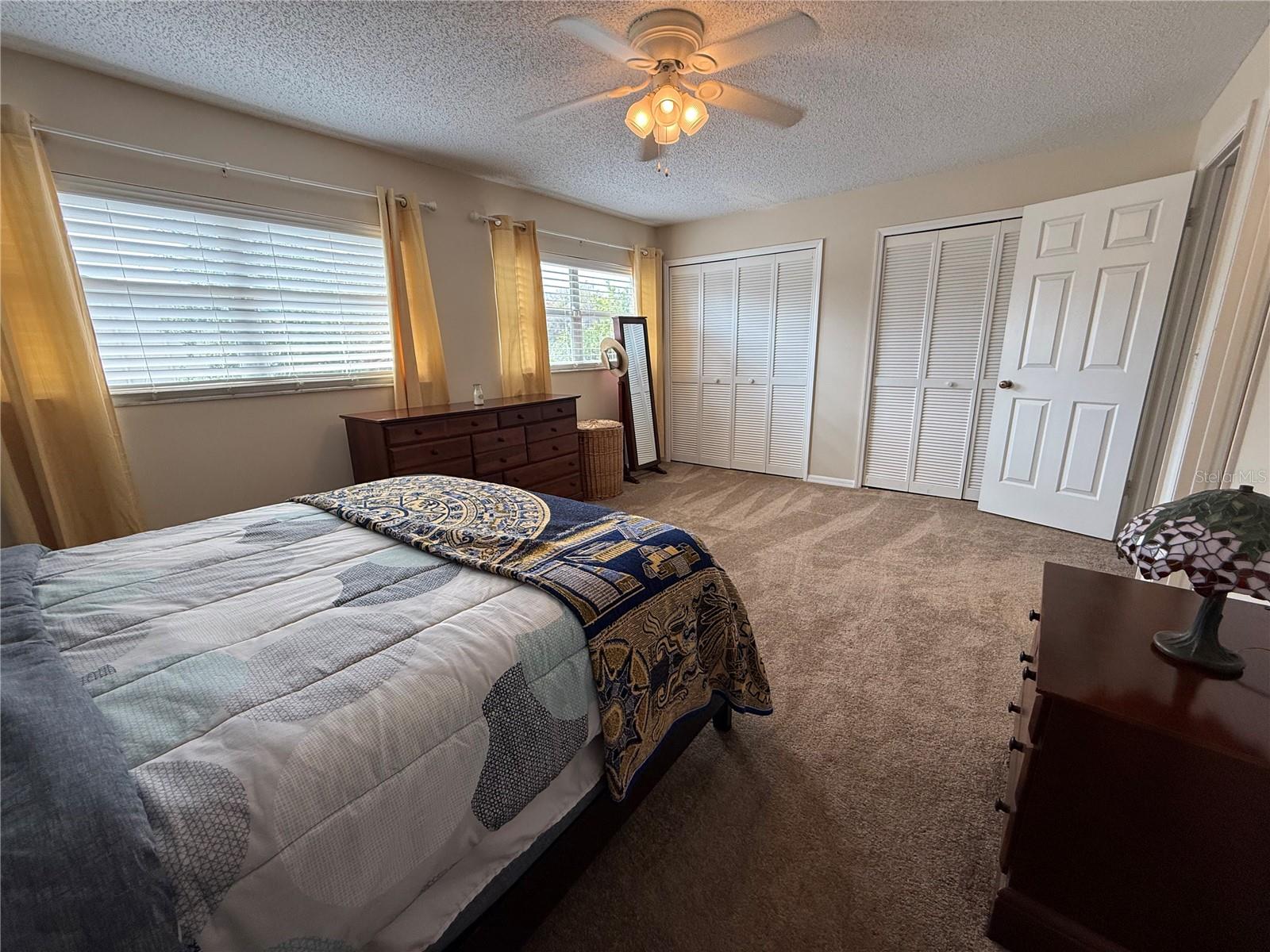 PARK LAKE GROVE CONDO PH D - Residential