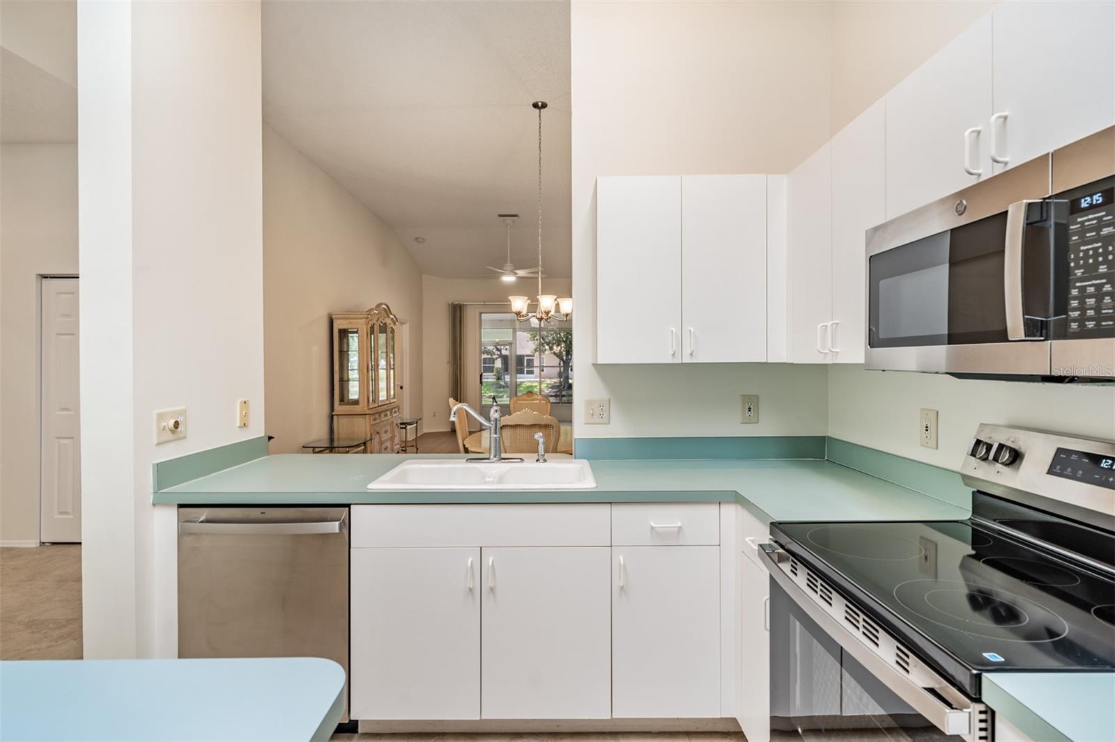 COVENTRY VILLAGE PH 1 - Residential Lease