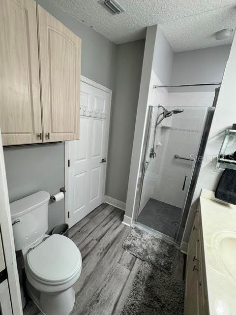 MEADOWOOD - Residential