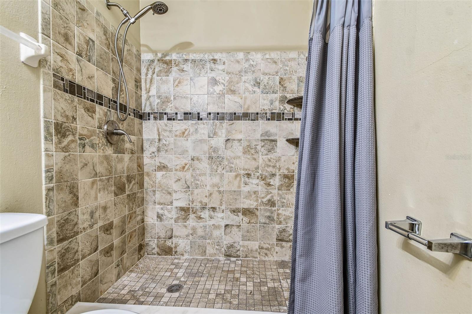 BRIGADOON OF CLEARWATER - Residential Lease