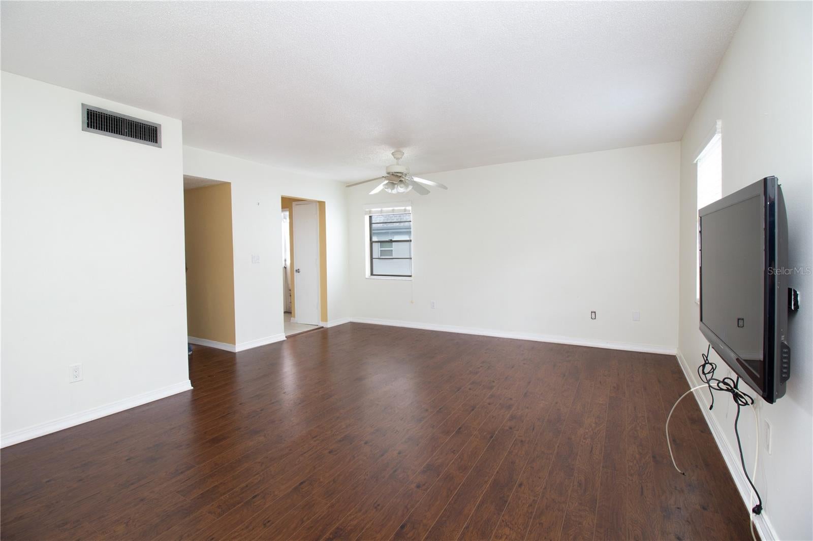 6940 A SUNSET DRIVE S 2C