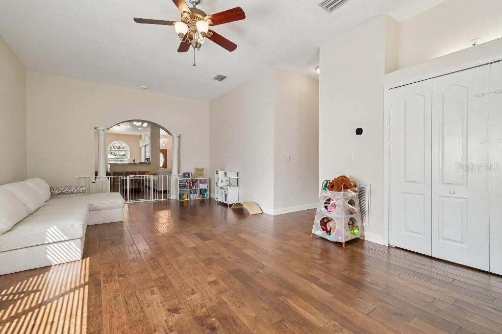 BRENTWOOD HILLS TR C - Residential