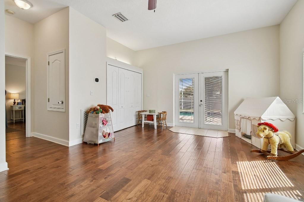 BRENTWOOD HILLS TR C - Residential