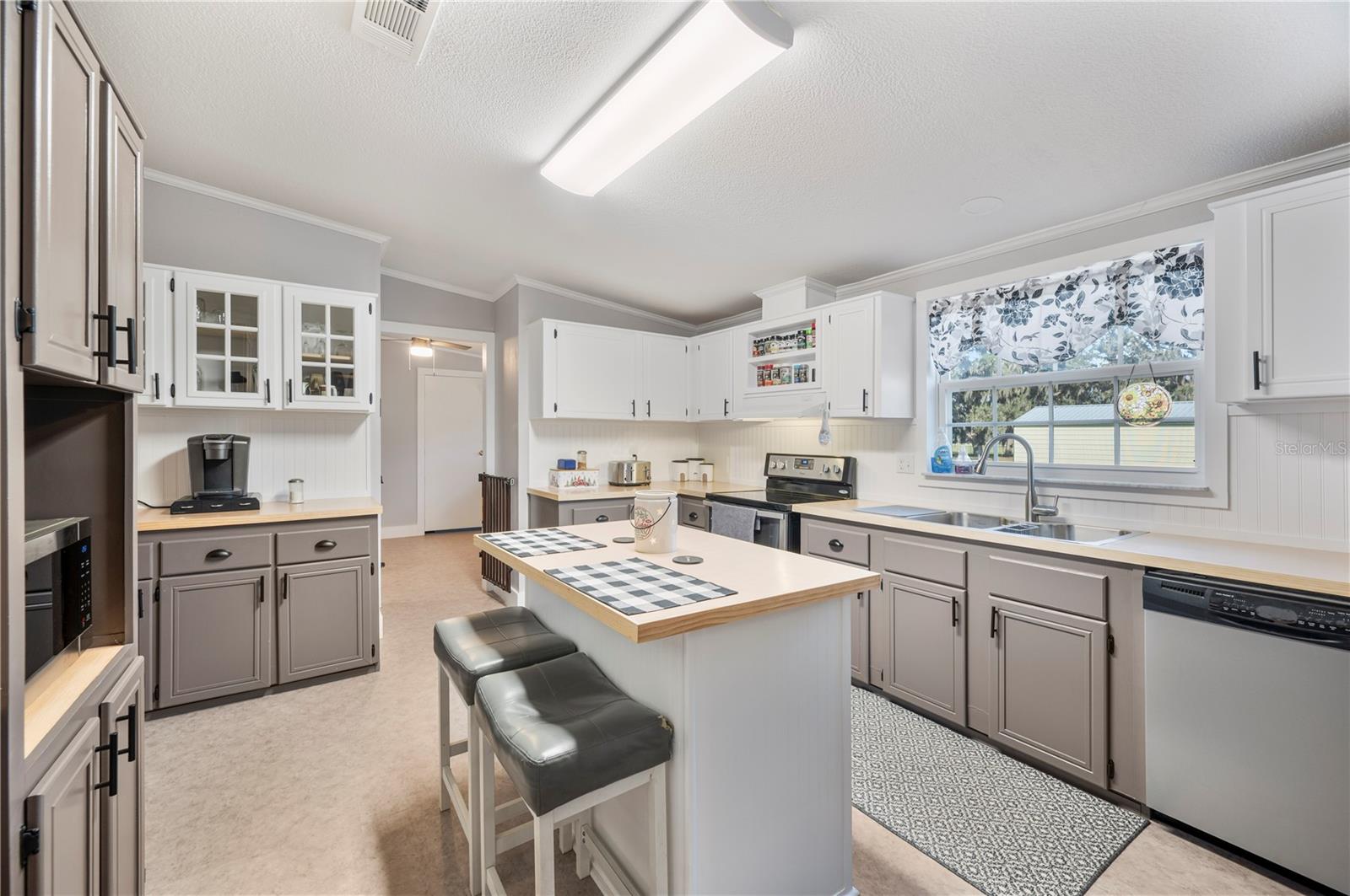 DEER TRAILS NORTH - Residential