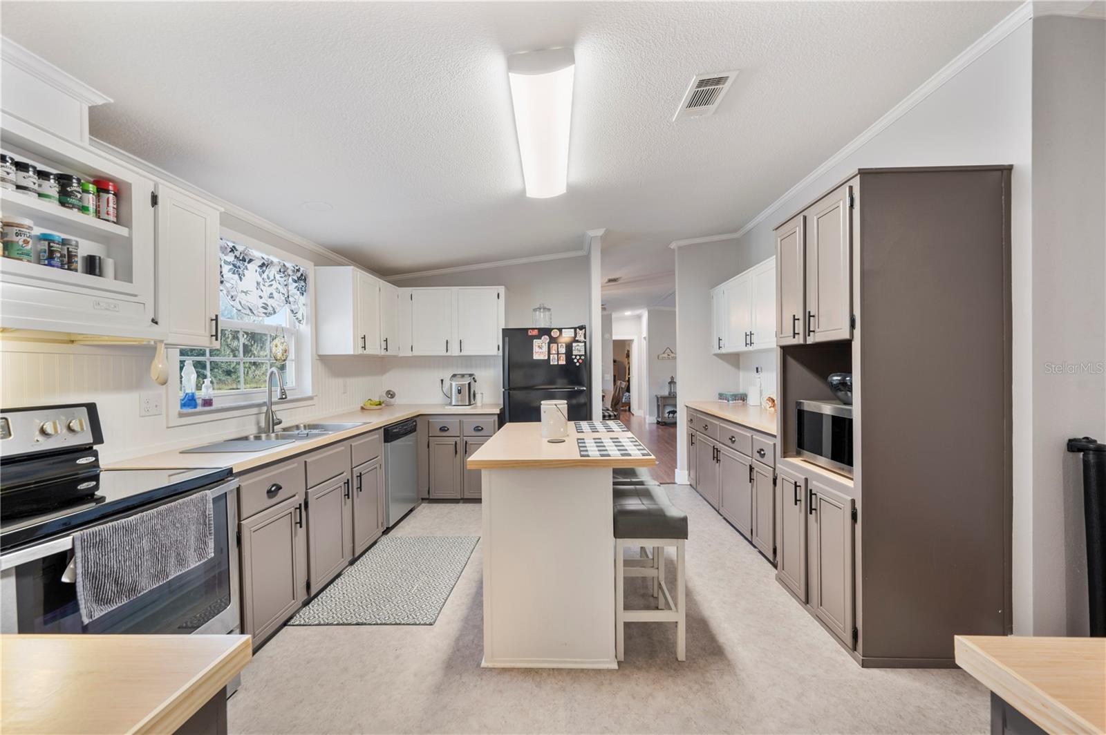 DEER TRAILS NORTH - Residential