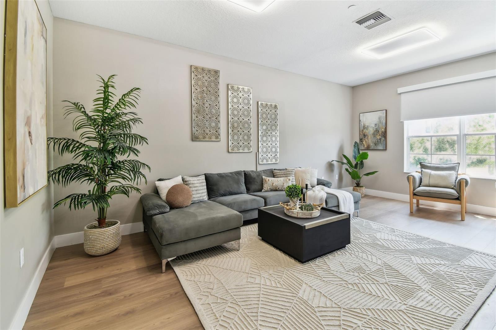 2547 LEXINGTON OAK DRIVE