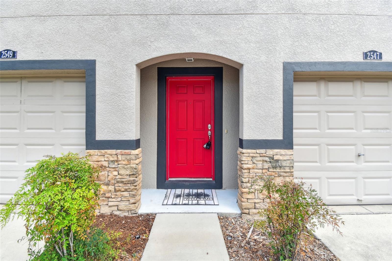 2547 LEXINGTON OAK DRIVE