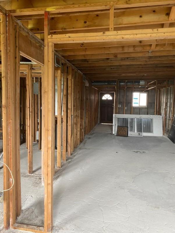 BAYSHORE ON THE LAKE APTS SEC 2 - Residential