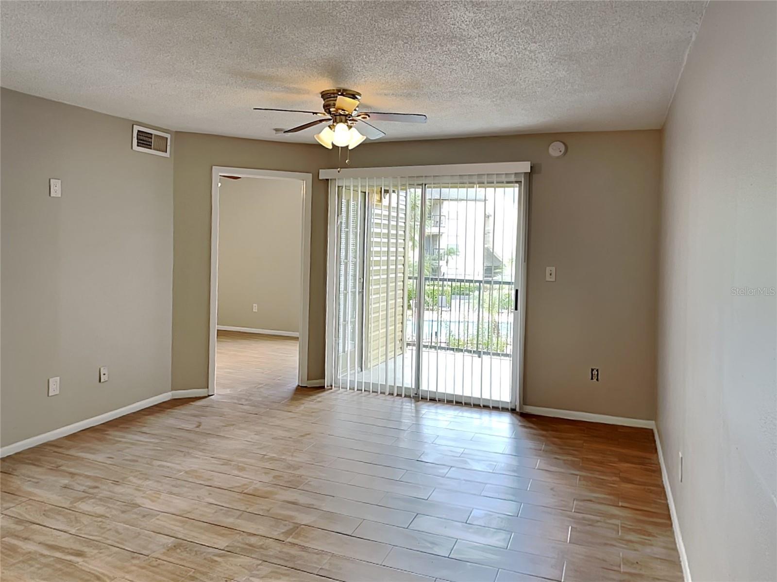PLAZA/MILLENIUM - Residential Lease
