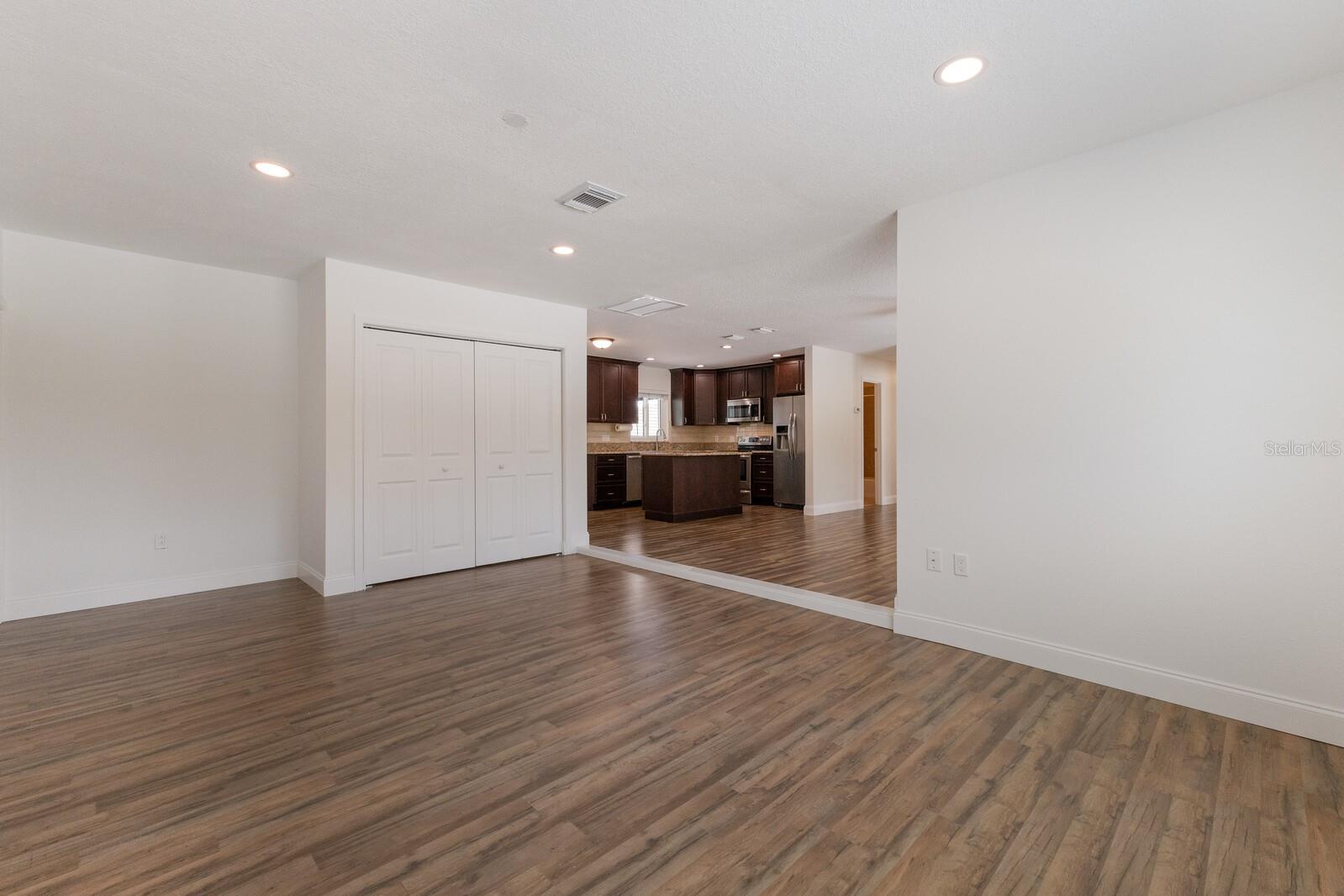 SHANNON PARK - Residential