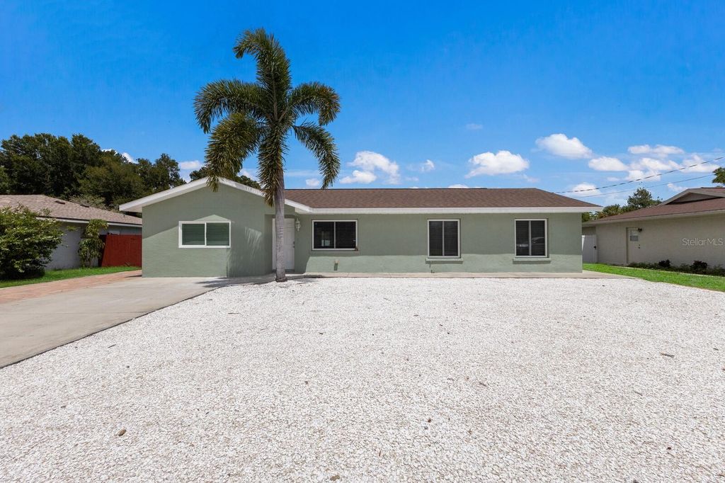 Photo of 4312 3rd Avenue NW, Bradenton, FL 34209 (MLS # A4674043)