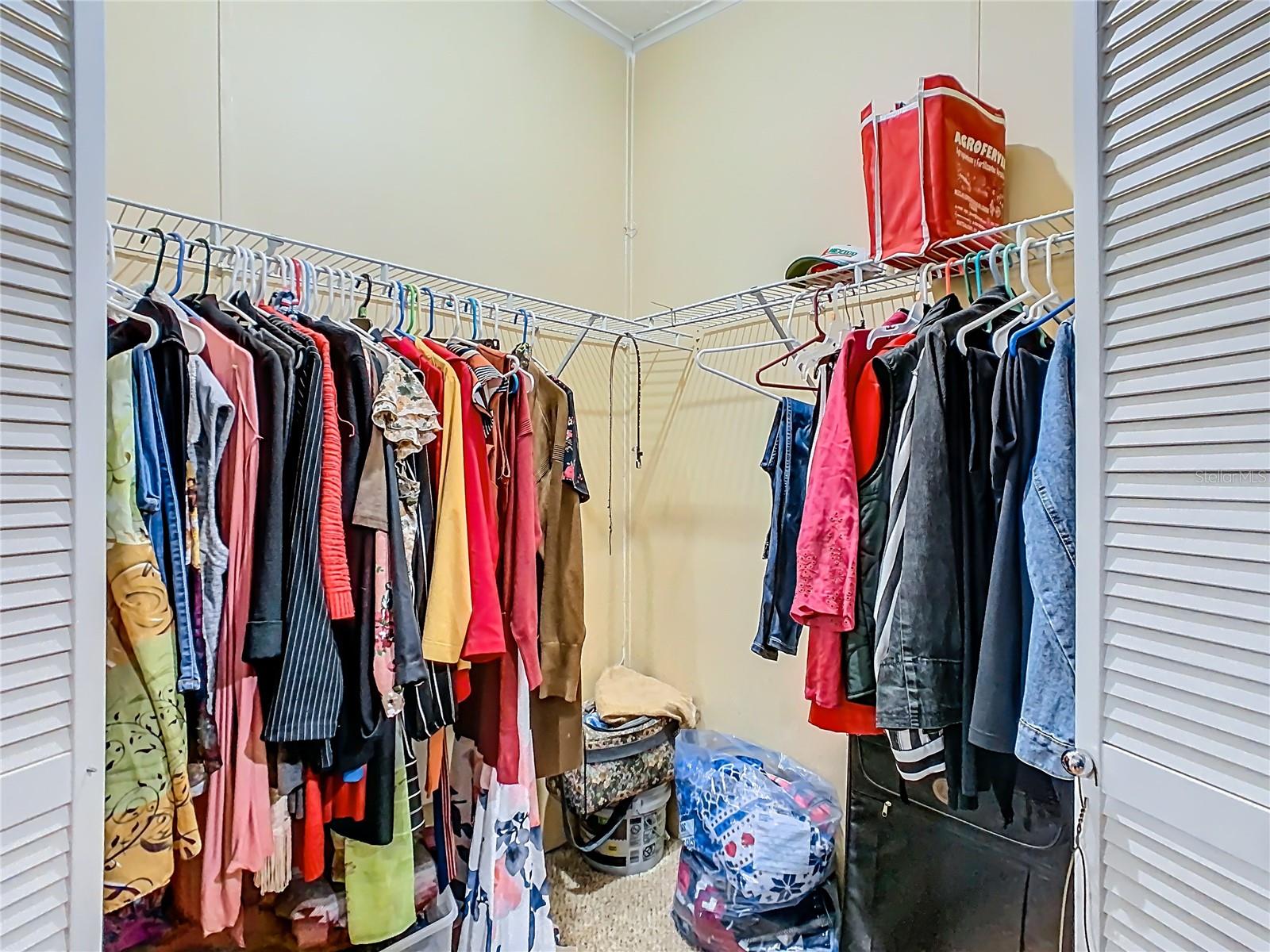 SHADY HAMMOCK - Residential