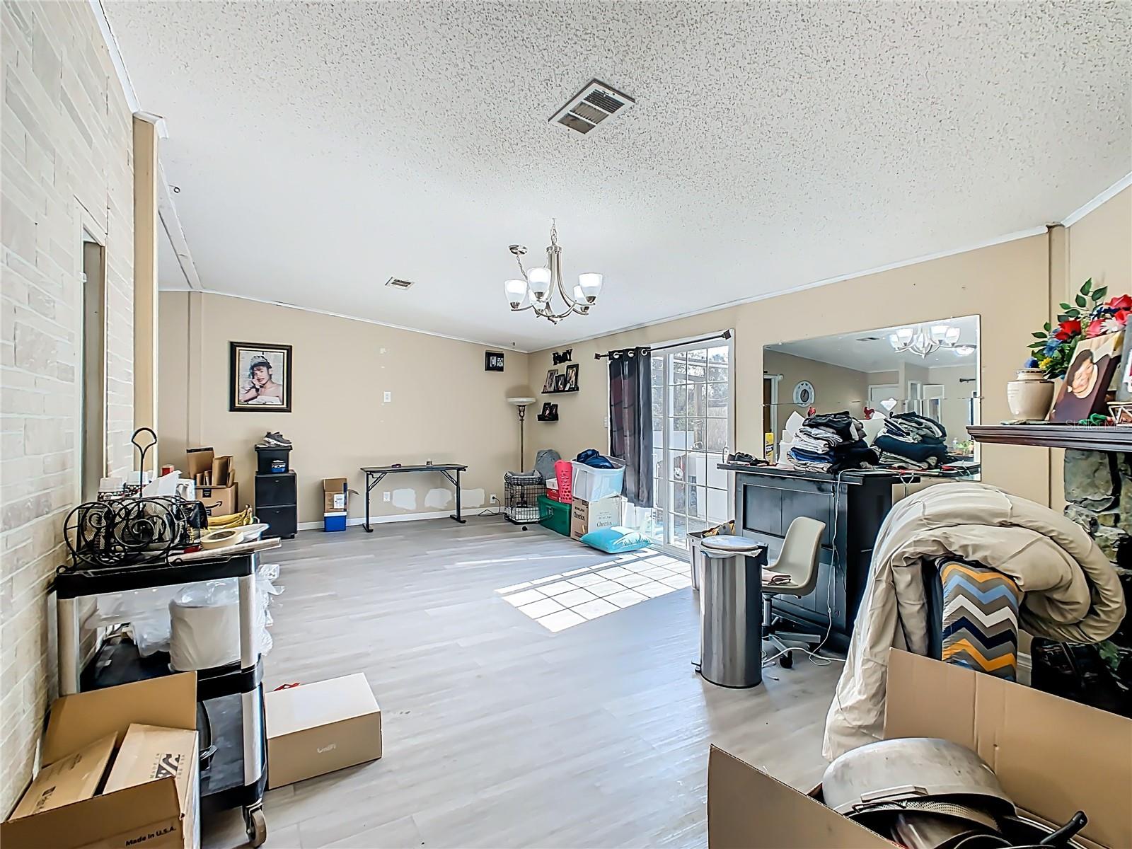 SHADY HAMMOCK - Residential