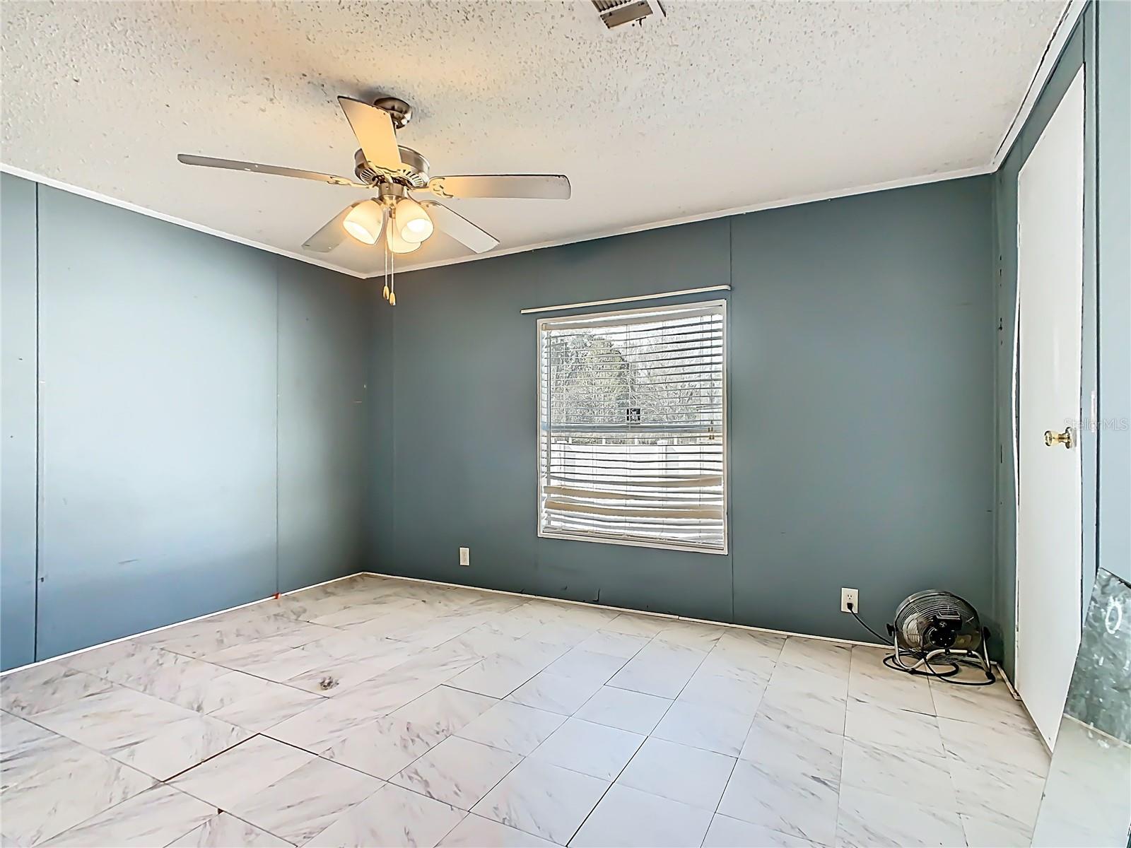 SHADY HAMMOCK - Residential