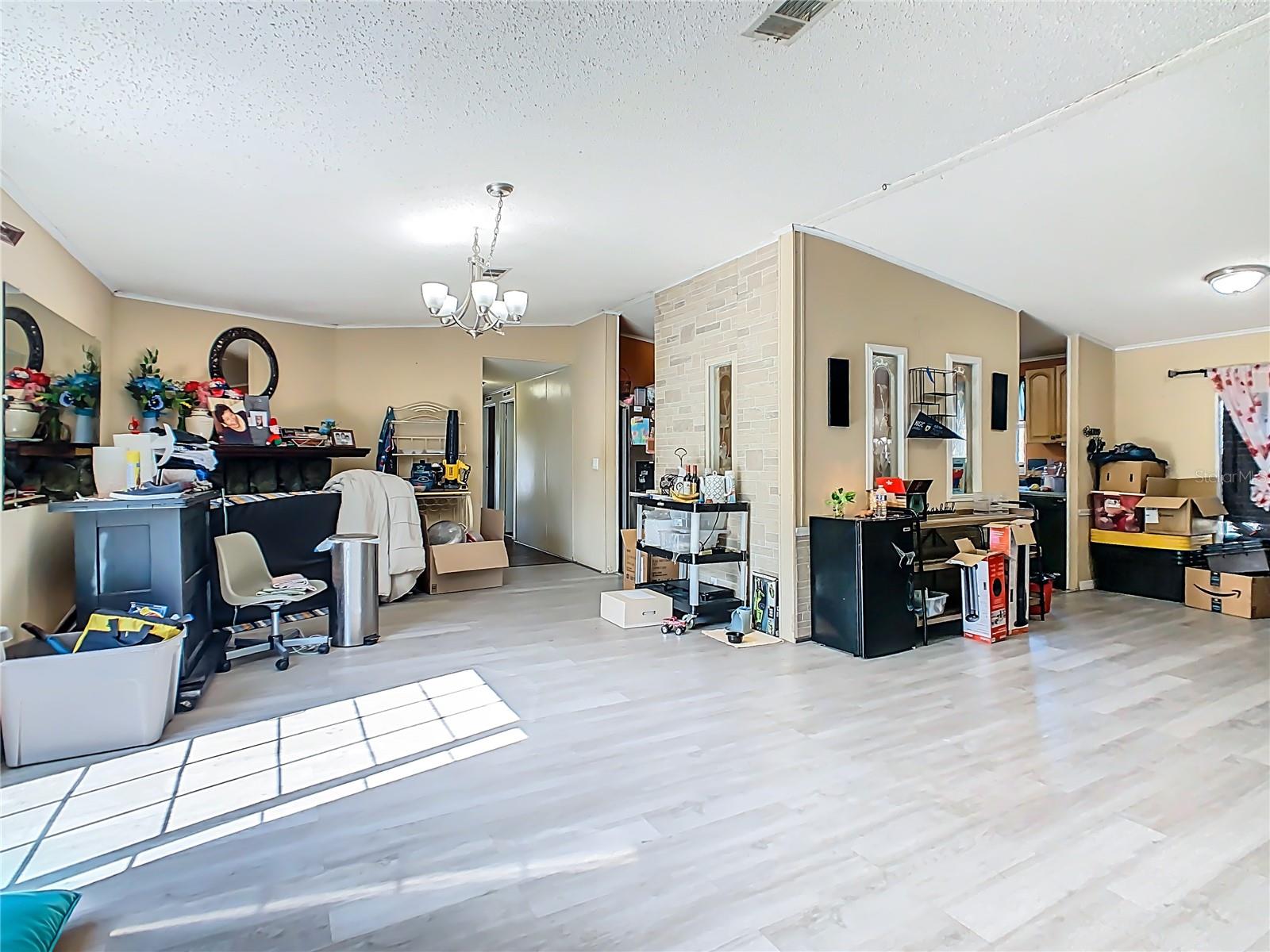 SHADY HAMMOCK - Residential