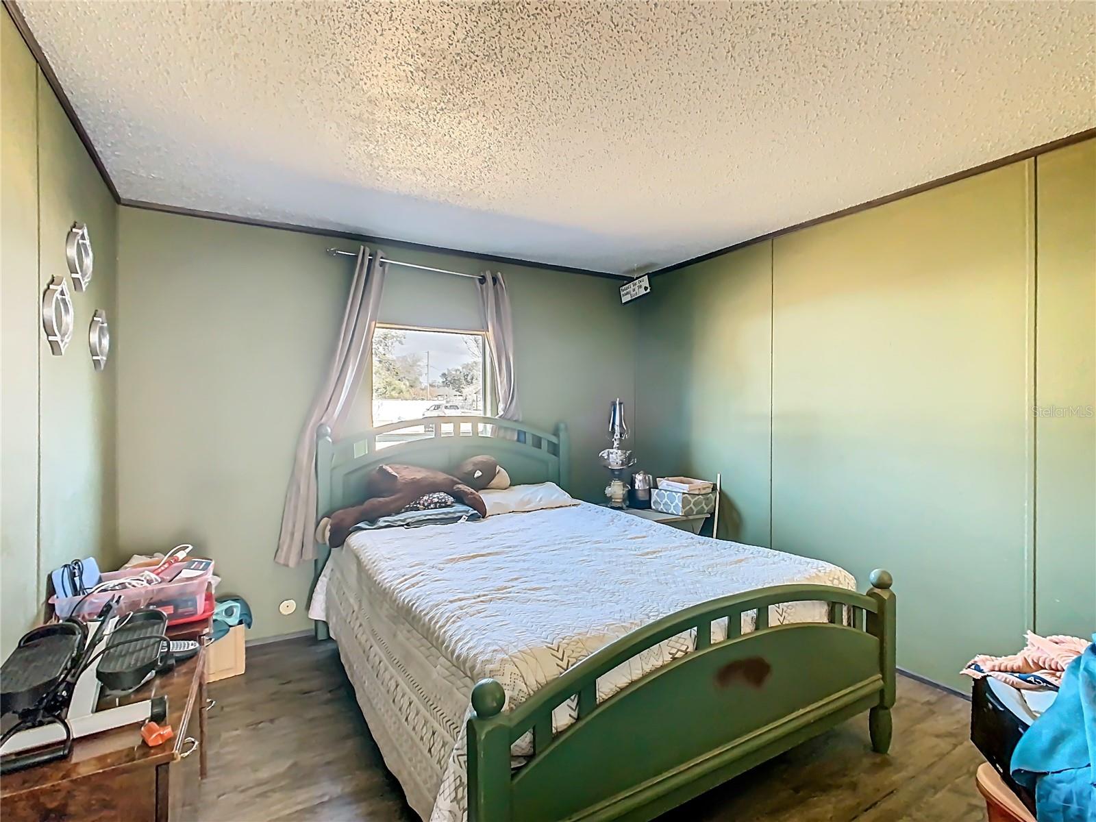 SHADY HAMMOCK - Residential