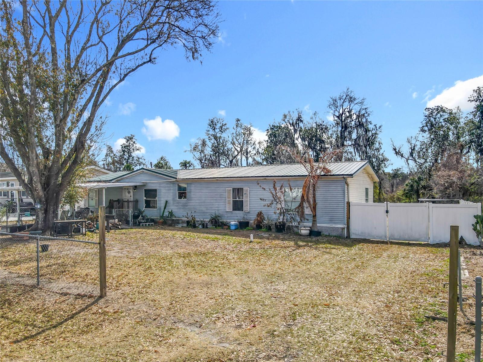 4012 SHADY HAMMOCK DRIVE