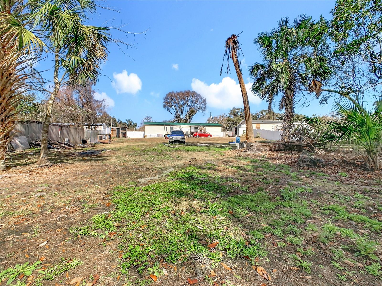 SHADY HAMMOCK - Residential