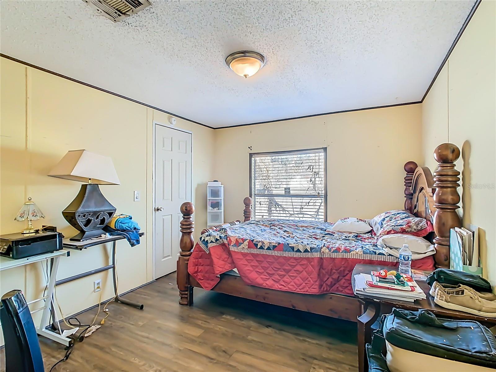 SHADY HAMMOCK - Residential