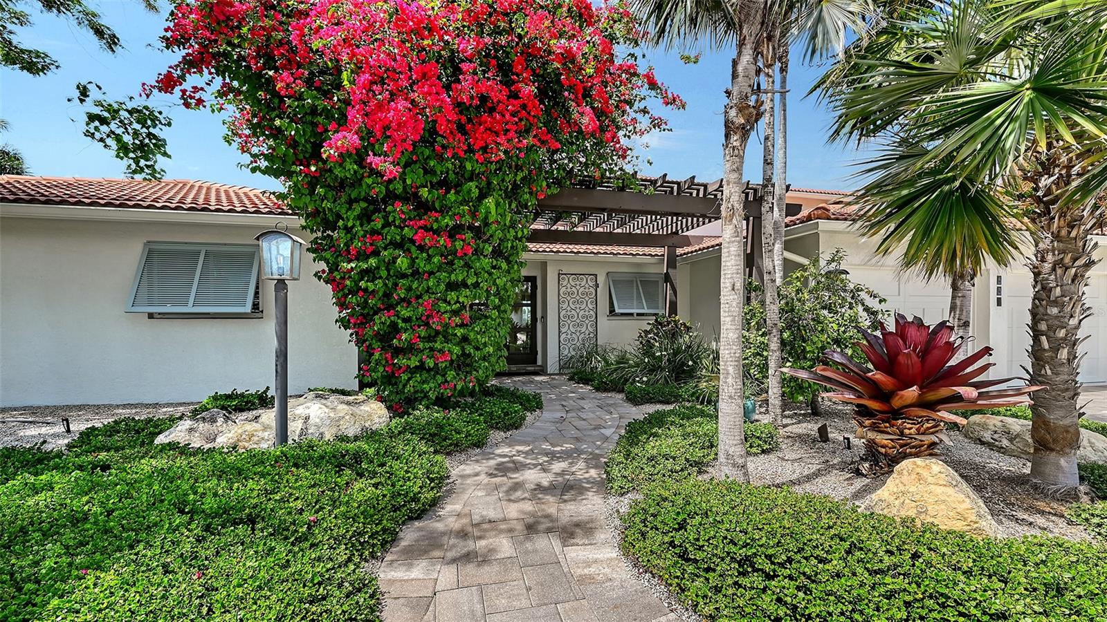 COUNTRY CLUB SHORES SEC 02 - Residential