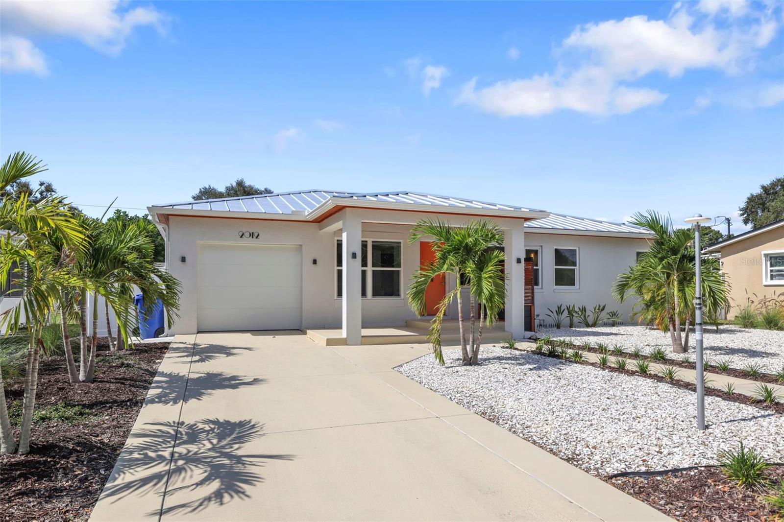 DUNEDIN ISLES COUNTRY CLUB - Residential