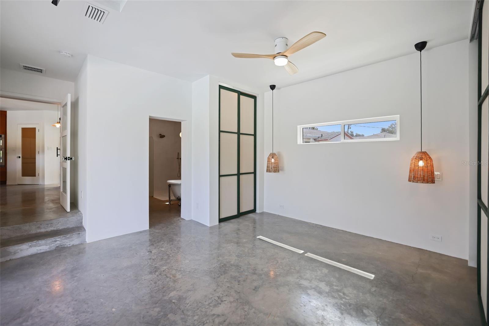 DUNEDIN ISLES COUNTRY CLUB - Residential