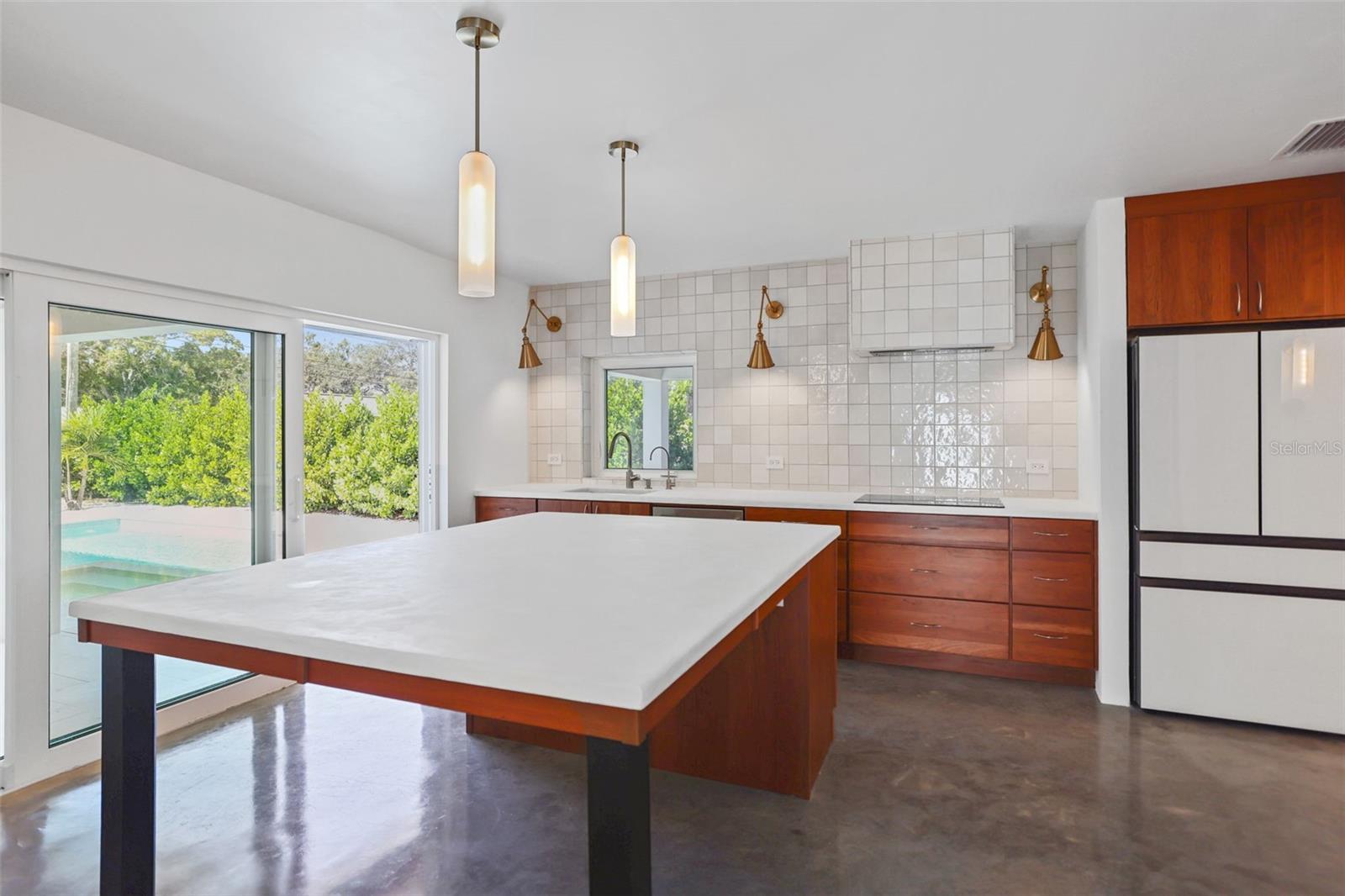 2012 CULBERSON AVENUE