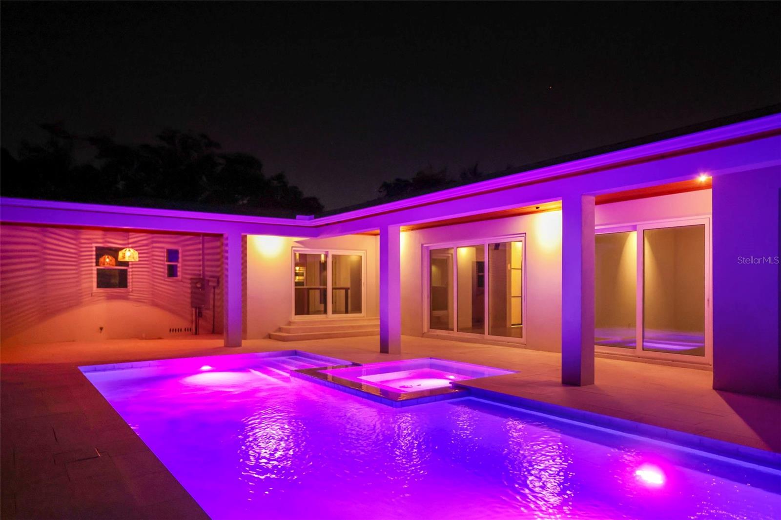 DUNEDIN ISLES COUNTRY CLUB - Residential