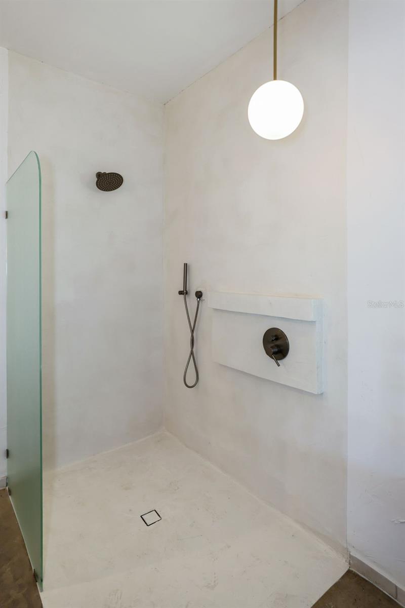 DUNEDIN ISLES COUNTRY CLUB - Residential