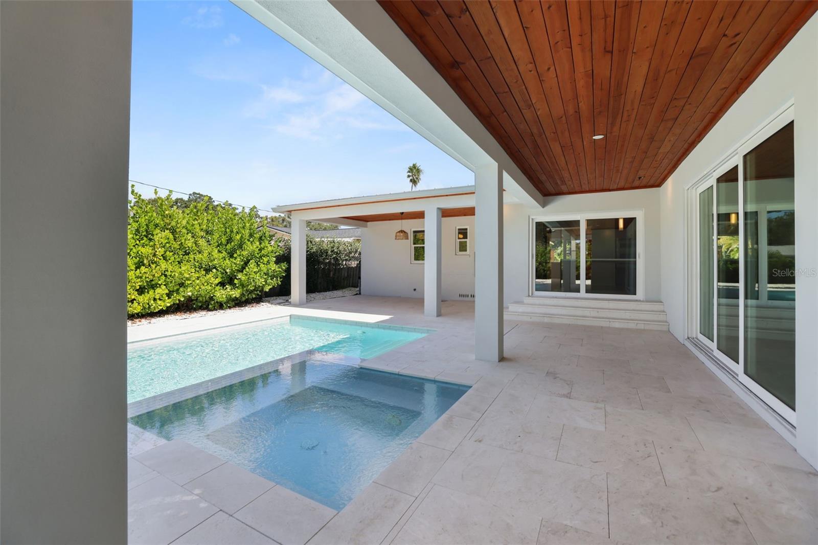 DUNEDIN ISLES COUNTRY CLUB - Residential