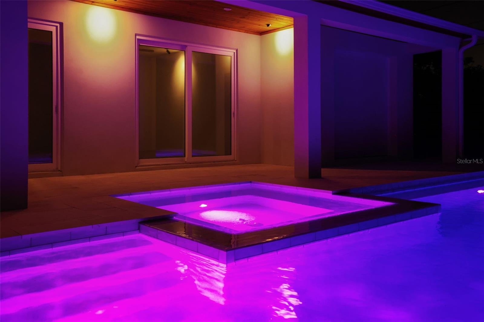 DUNEDIN ISLES COUNTRY CLUB - Residential