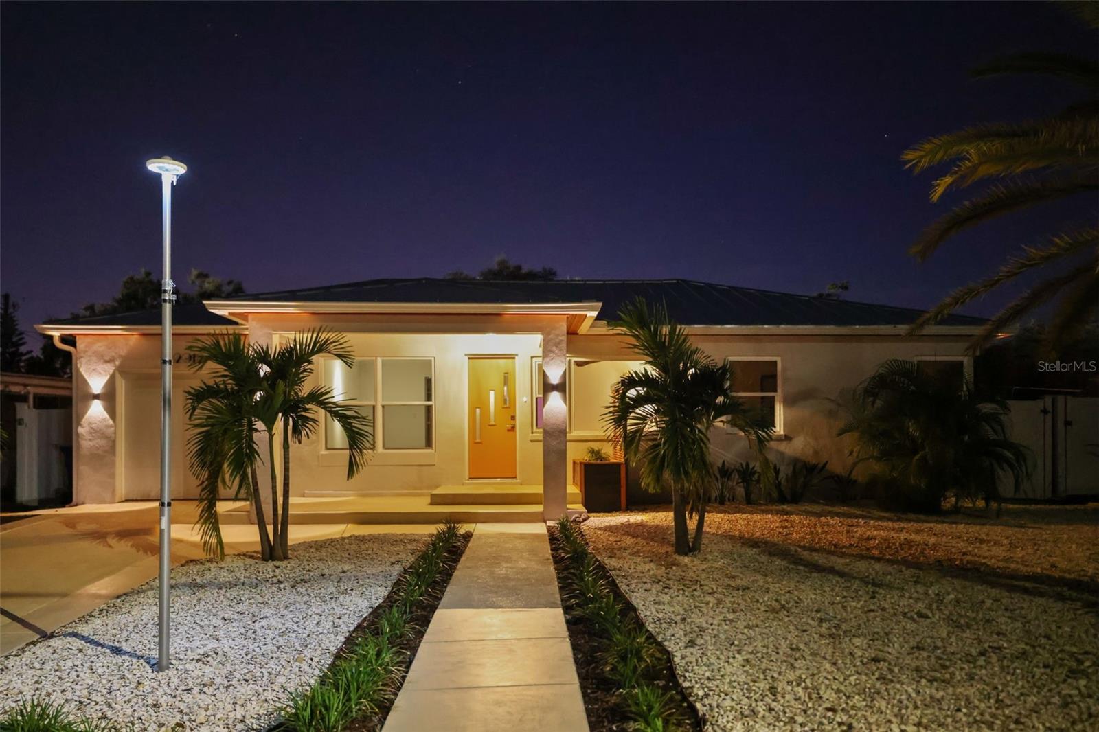 DUNEDIN ISLES COUNTRY CLUB - Residential