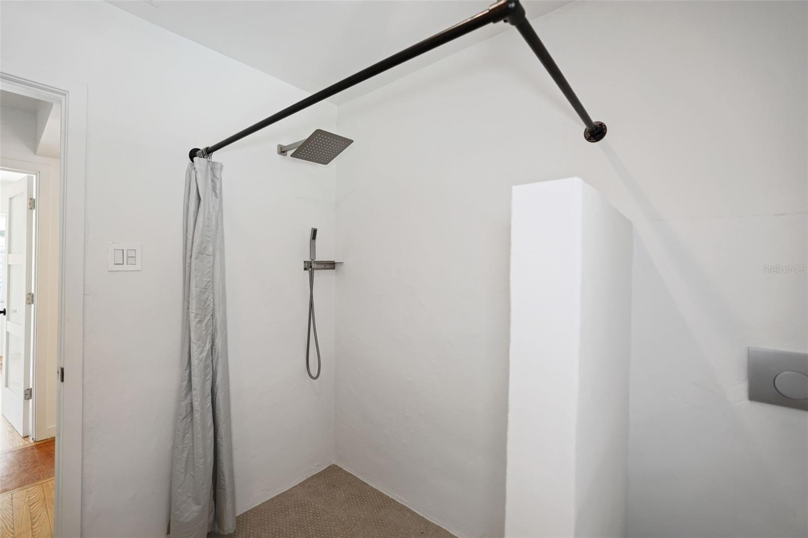 DUNEDIN ISLES COUNTRY CLUB - Residential